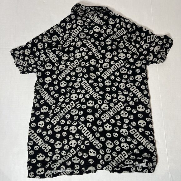 Goonies All Over Print AOP Men's Short Shirt Sleeve Shirt Size Small - Picture 5 of 9